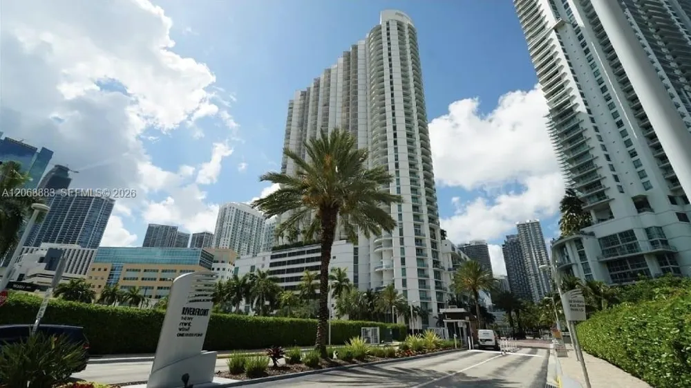 350 S Miami Ave #3213 Miami, FL 33130