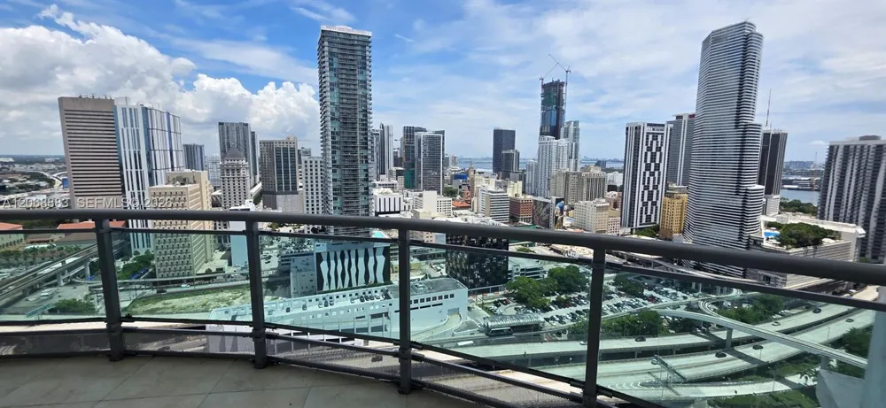 350 S Miami Ave #3213 Miami, FL 33130