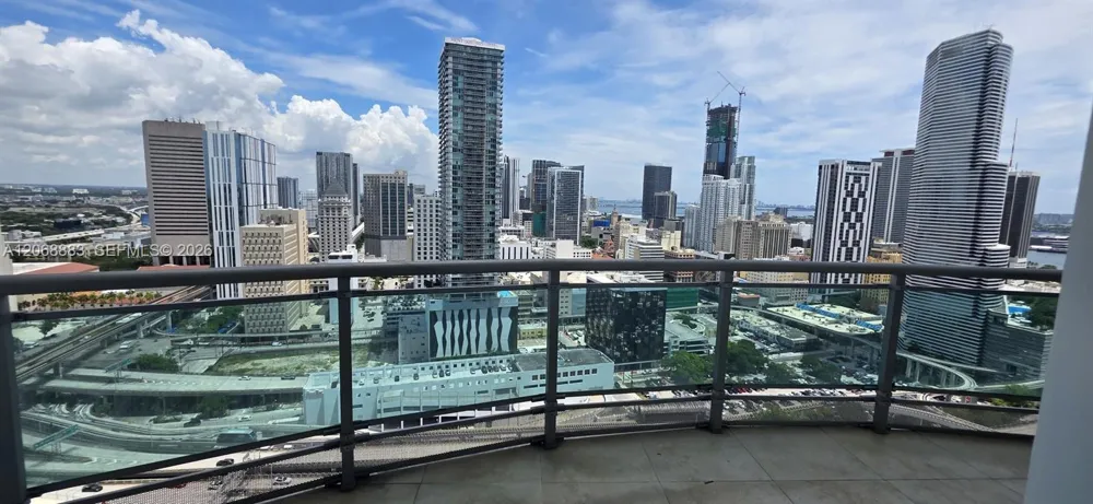 350 S Miami Ave #3213 Miami, FL 33130