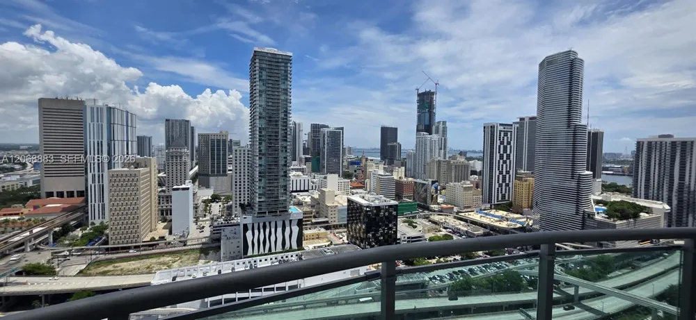 350 S Miami Ave #3213 Miami, FL 33130