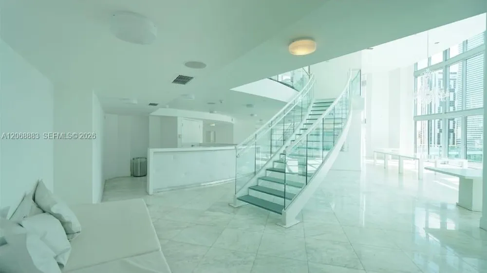 350 S Miami Ave #3213 Miami, FL 33130