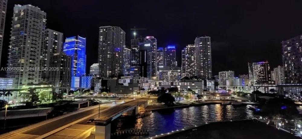 350 S Miami Ave #3213 Miami, FL 33130