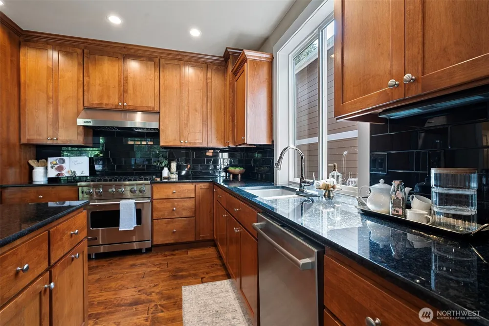 6516 86th Avenue W University Place, WA 98467