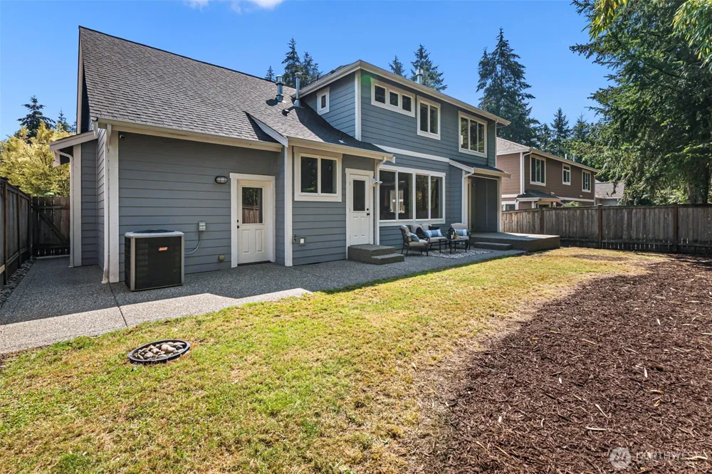 6516 86th Avenue W University Place, WA 98467