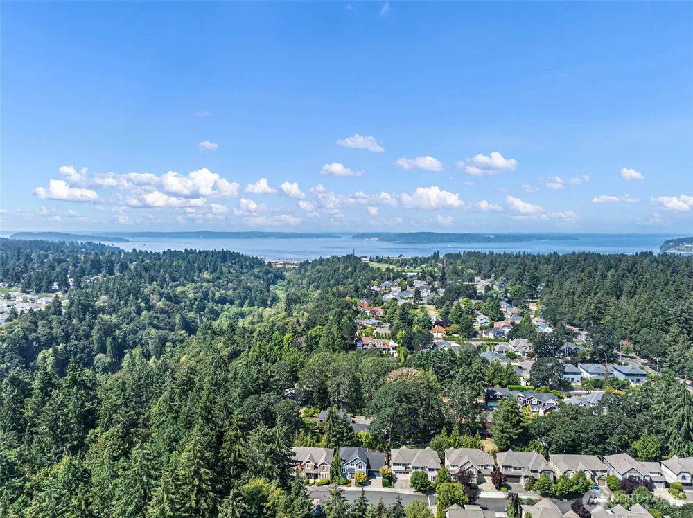 6516 86th Avenue W University Place, WA 98467
