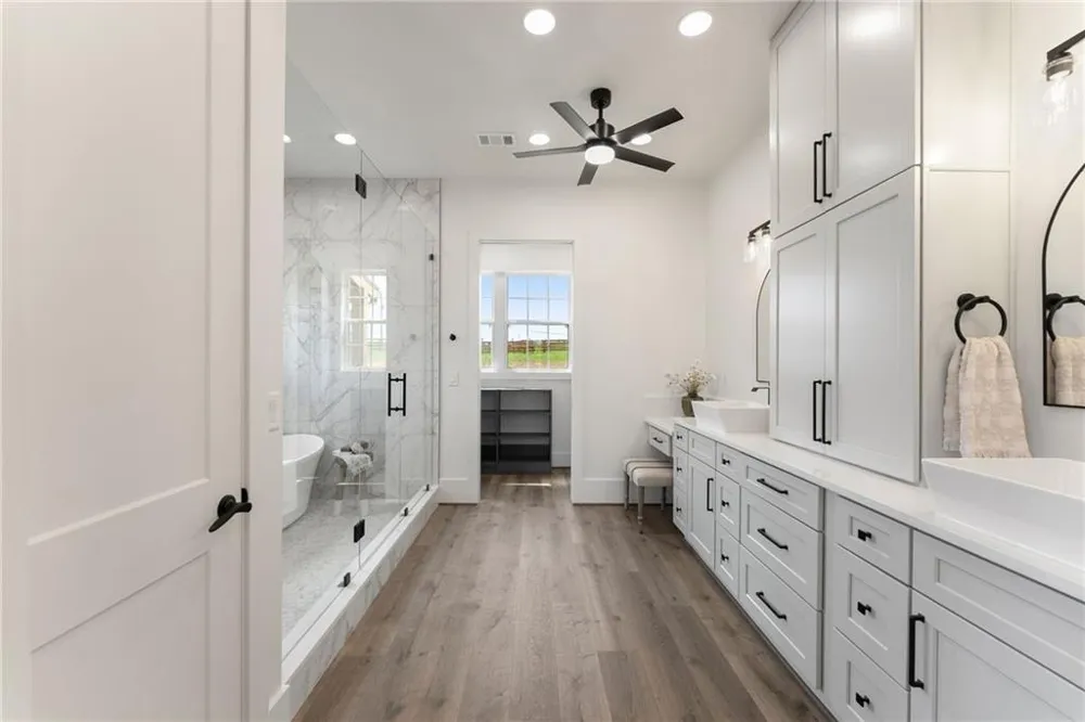 5711 Cleveland Highway Clermont, GA 30527