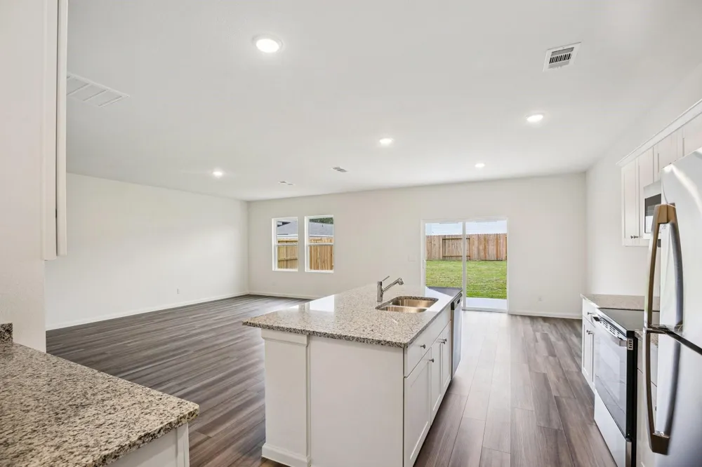 3421 Ridgeberry Glen Lane Porter, TX 77365