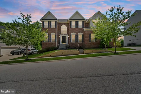 5021 AUTUMN GLOW WAY