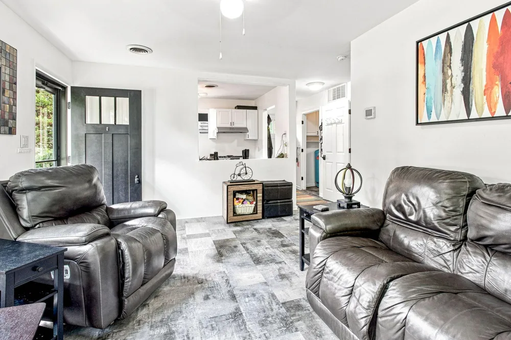 7188 E Beach Drive South Haven, MI 49090
