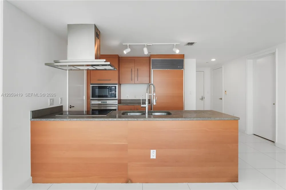 495 Brickell Ave #3311 Miami, FL 33131