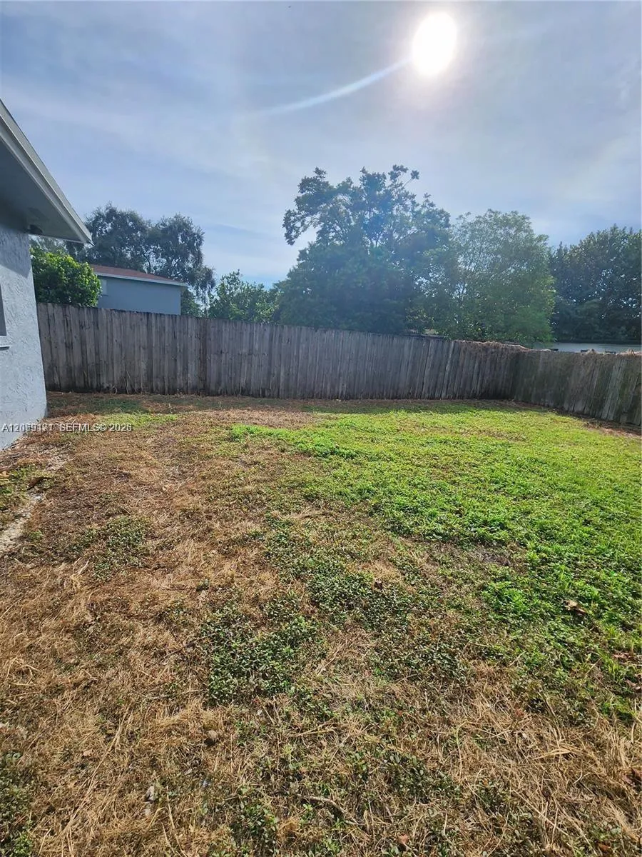 12040 SW 214th Ter #1 Miami, FL 33177