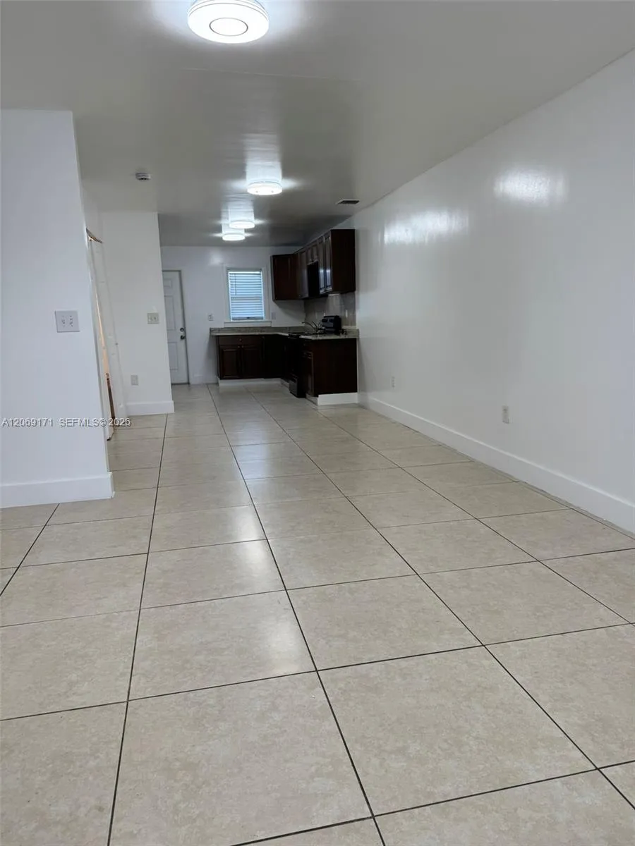 12040 SW 214th Ter #1 Miami, FL 33177
