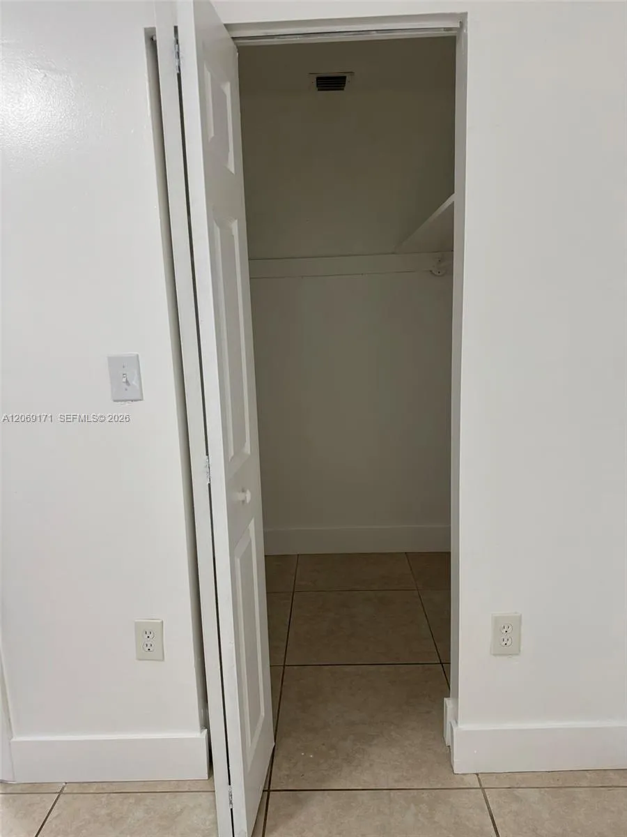12040 SW 214th Ter #1 Miami, FL 33177
