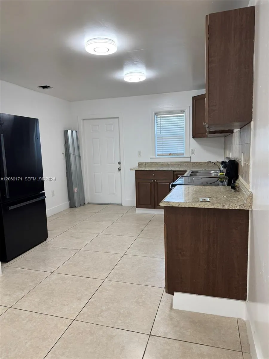 12040 SW 214th Ter #1 Miami, FL 33177
