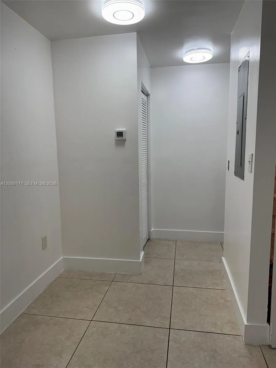 12040 SW 214th Ter #1 Miami, FL 33177