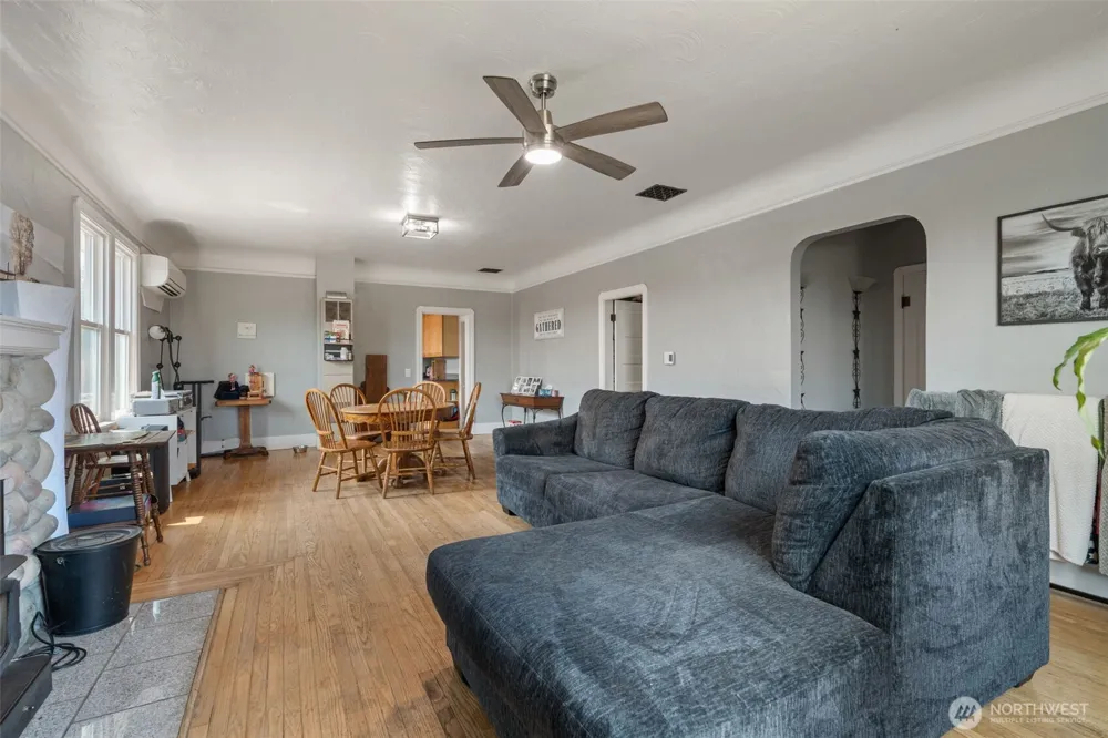 403 2nd Avenue NE Napavine, WA 98565