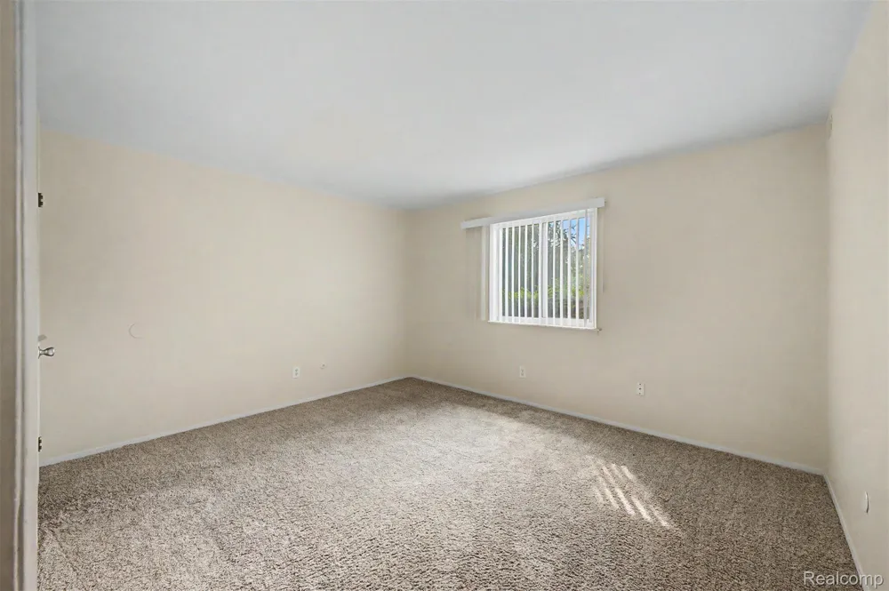 38220 Fairway Court Clinton Charter Township, MI 48038