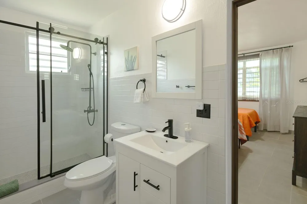 118 CALLE ACACIA Vieques, PR 00765