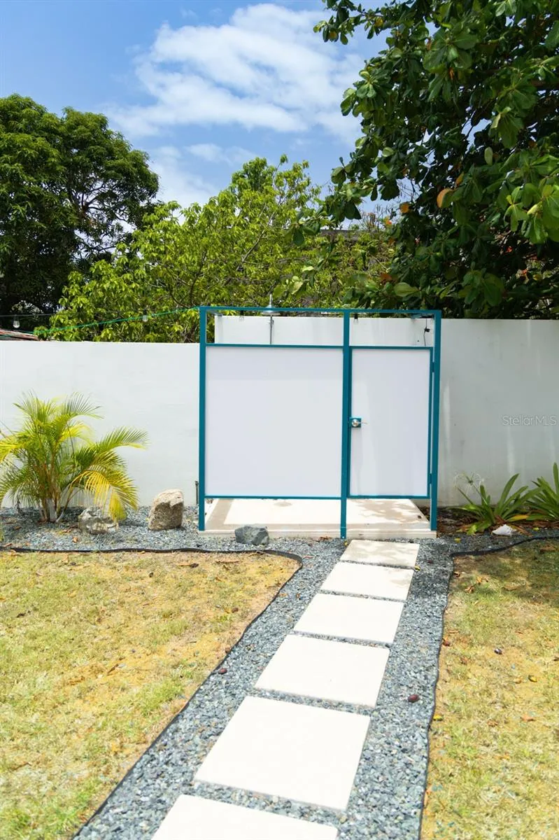 118 CALLE ACACIA Vieques, PR 00765
