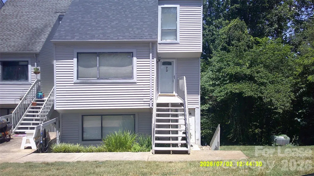 1050 21st Avenue NW #70 Hickory, NC 28601