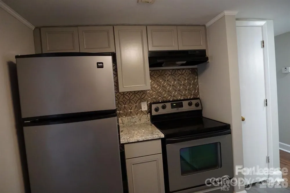 1050 21st Avenue NW #70 Hickory, NC 28601