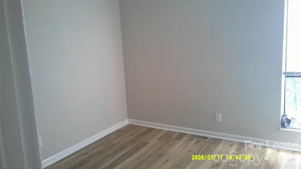 1050 21st Avenue NW #70 Hickory, NC 28601
