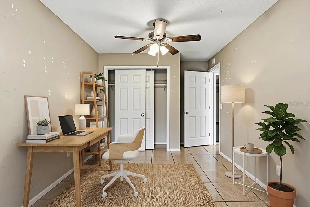 5734 GRAND CANYON DRIVE Orlando, FL 32810