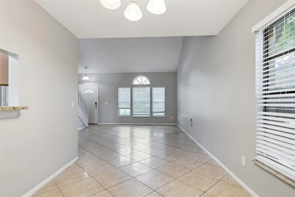 5734 GRAND CANYON DRIVE Orlando, FL 32810