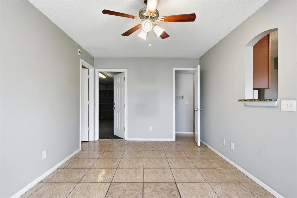 5734 GRAND CANYON DRIVE Orlando, FL 32810