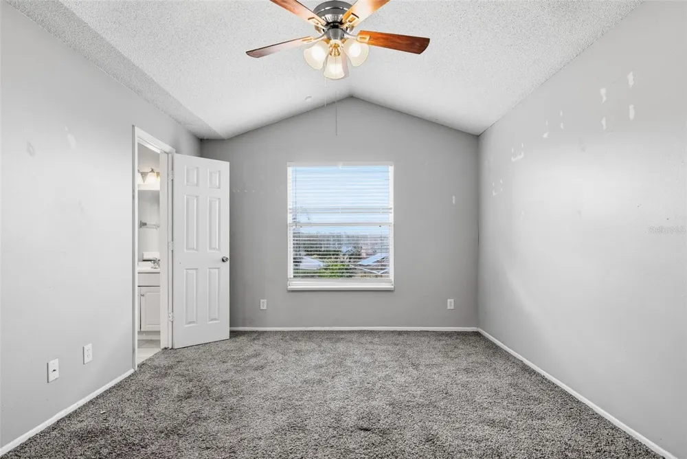 5734 GRAND CANYON DRIVE Orlando, FL 32810