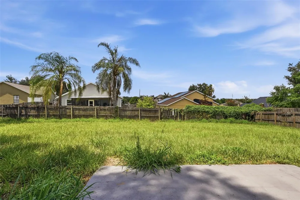 5734 GRAND CANYON DRIVE Orlando, FL 32810