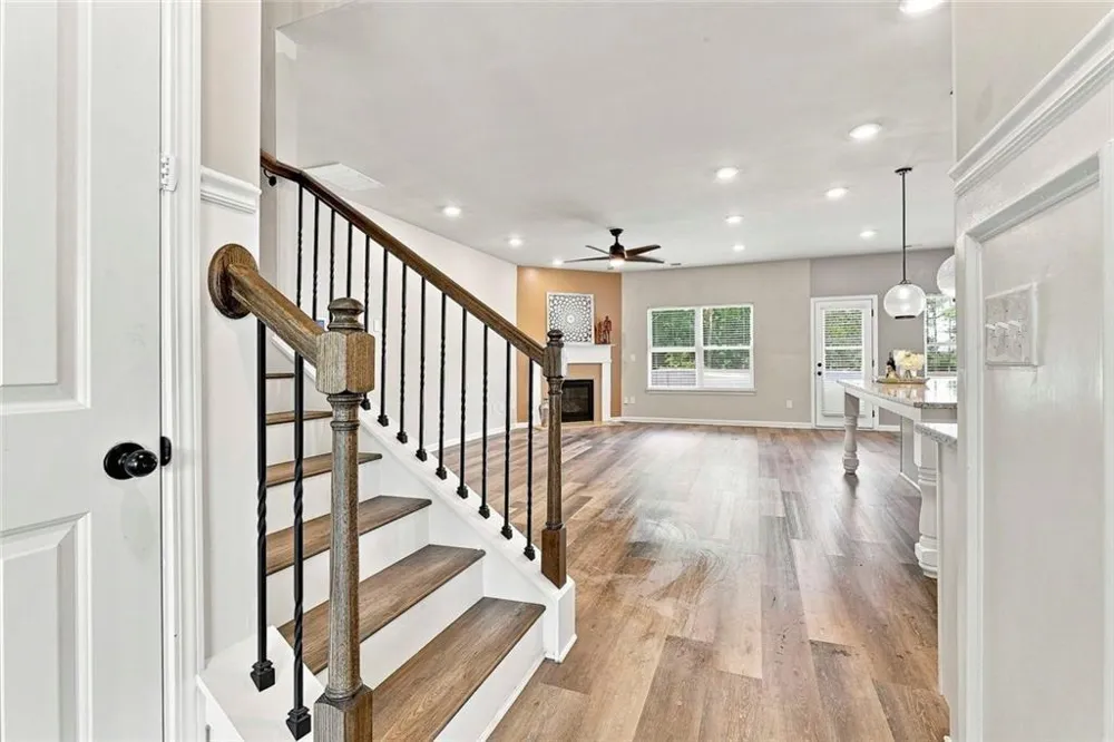 155 Estancia Lane Fayetteville, GA 30215