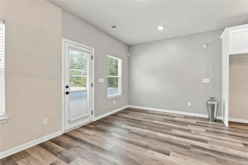 155 Estancia Lane Fayetteville, GA 30215