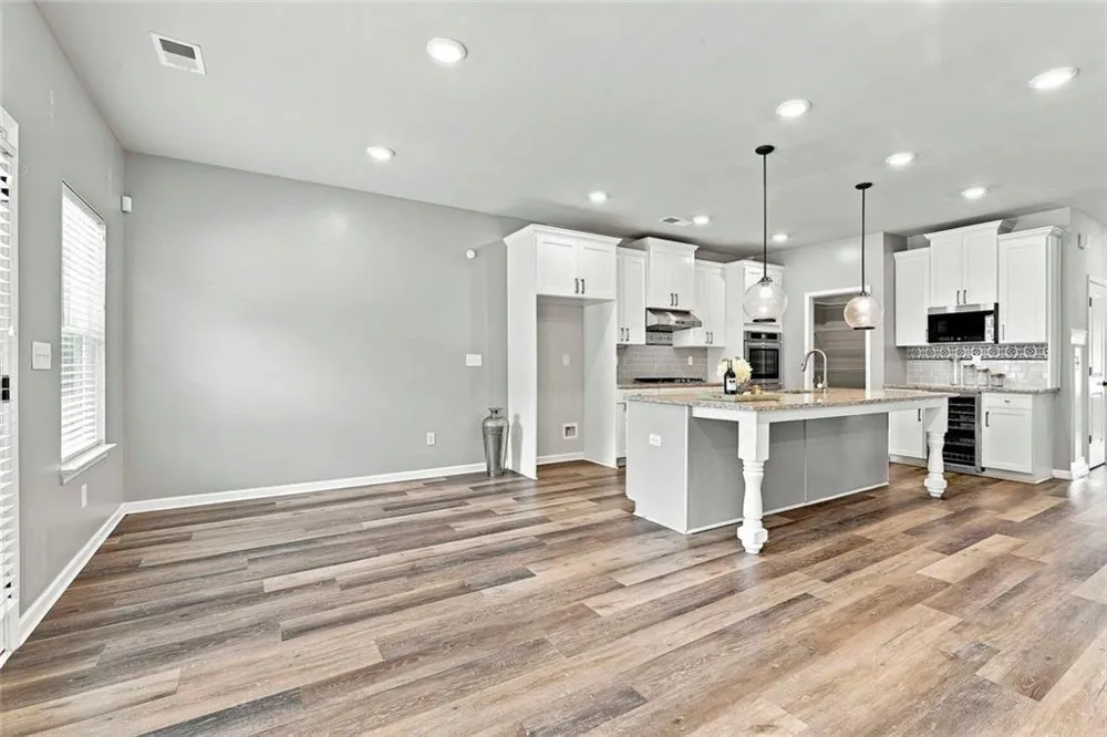 155 Estancia Lane Fayetteville, GA 30215
