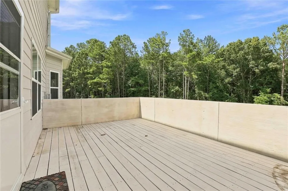 155 Estancia Lane Fayetteville, GA 30215