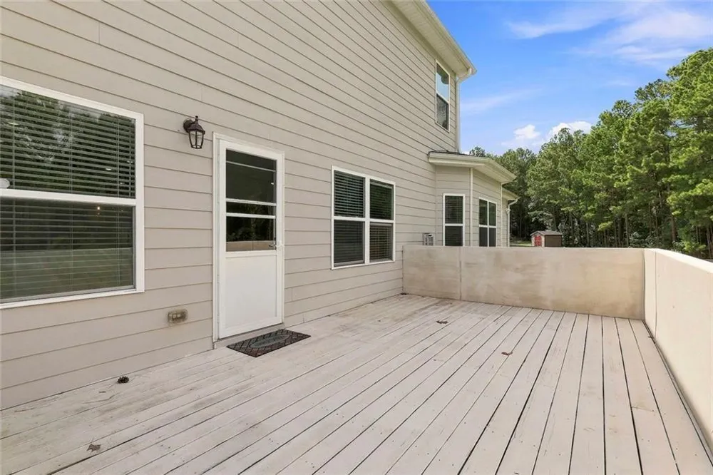155 Estancia Lane Fayetteville, GA 30215