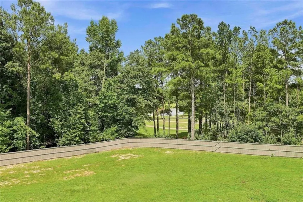 155 Estancia Lane Fayetteville, GA 30215