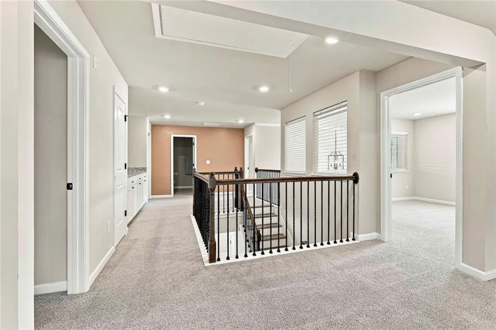 155 Estancia Lane Fayetteville, GA 30215