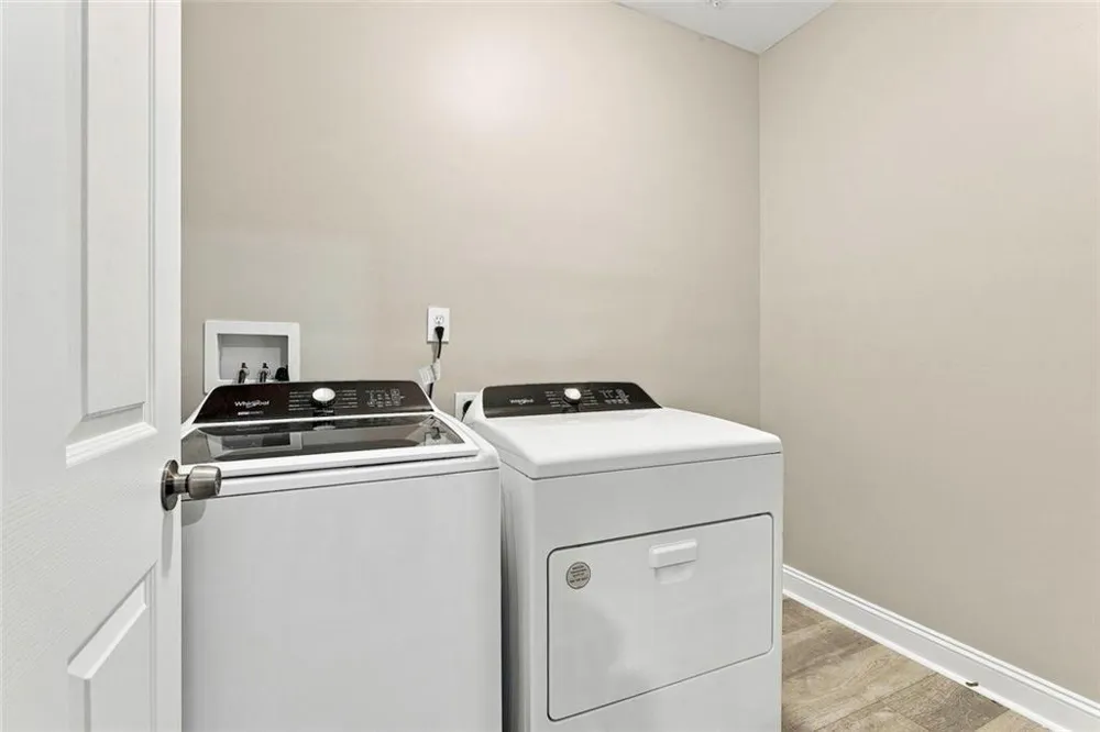 155 Estancia Lane Fayetteville, GA 30215