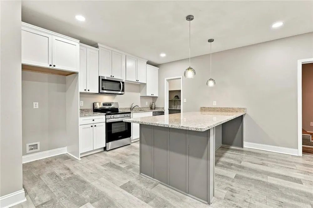 155 Estancia Lane Fayetteville, GA 30215