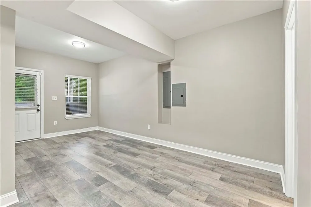 155 Estancia Lane Fayetteville, GA 30215