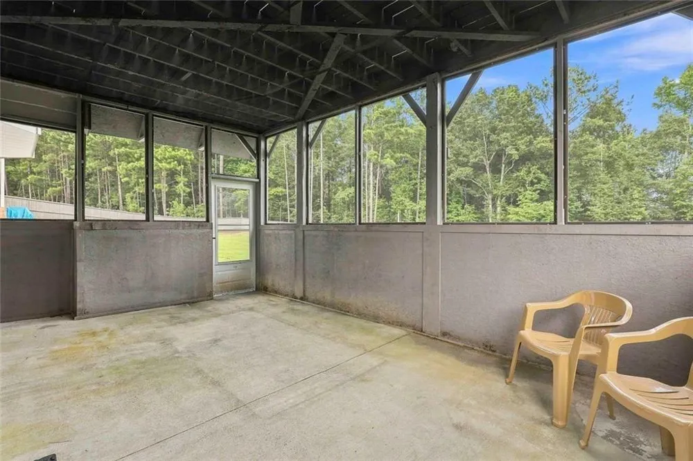 155 Estancia Lane Fayetteville, GA 30215