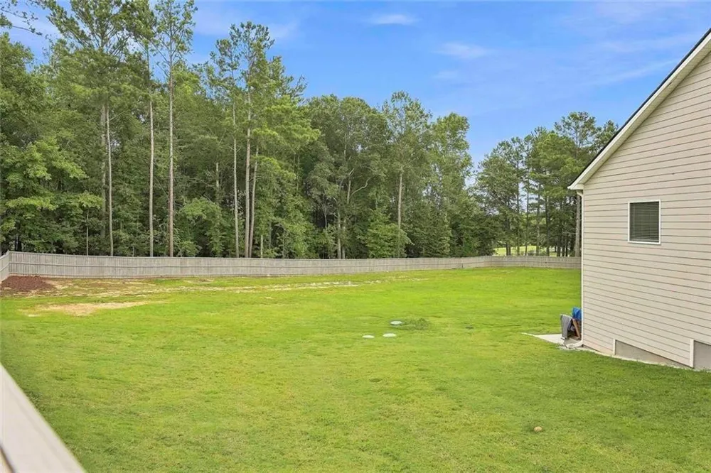 155 Estancia Lane Fayetteville, GA 30215