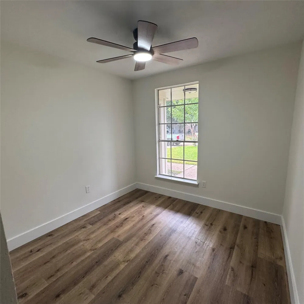 826 Deercrest Street Channelview, TX 77530