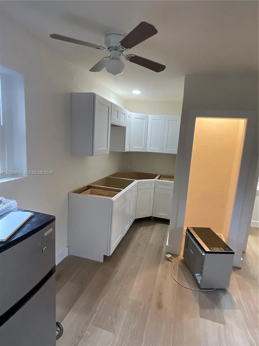 13845 NW 6th Ave #B North Miami, FL 33168