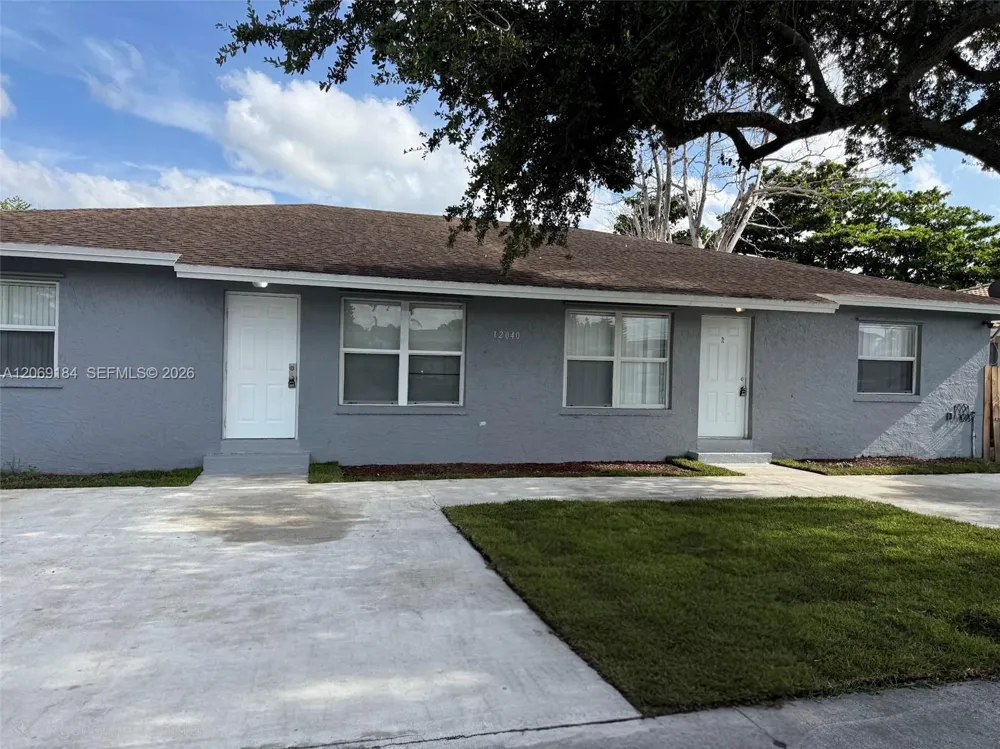 12040 SW 214th Ter #2 Miami, FL 33177