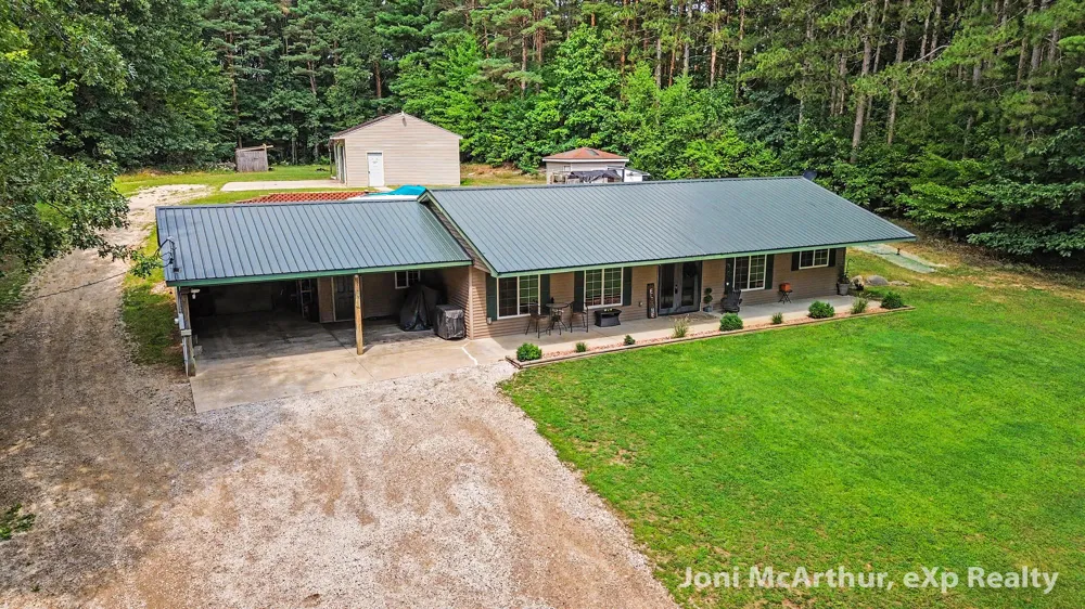 11801 19 Mile Road NE Cedar Springs, MI 49319