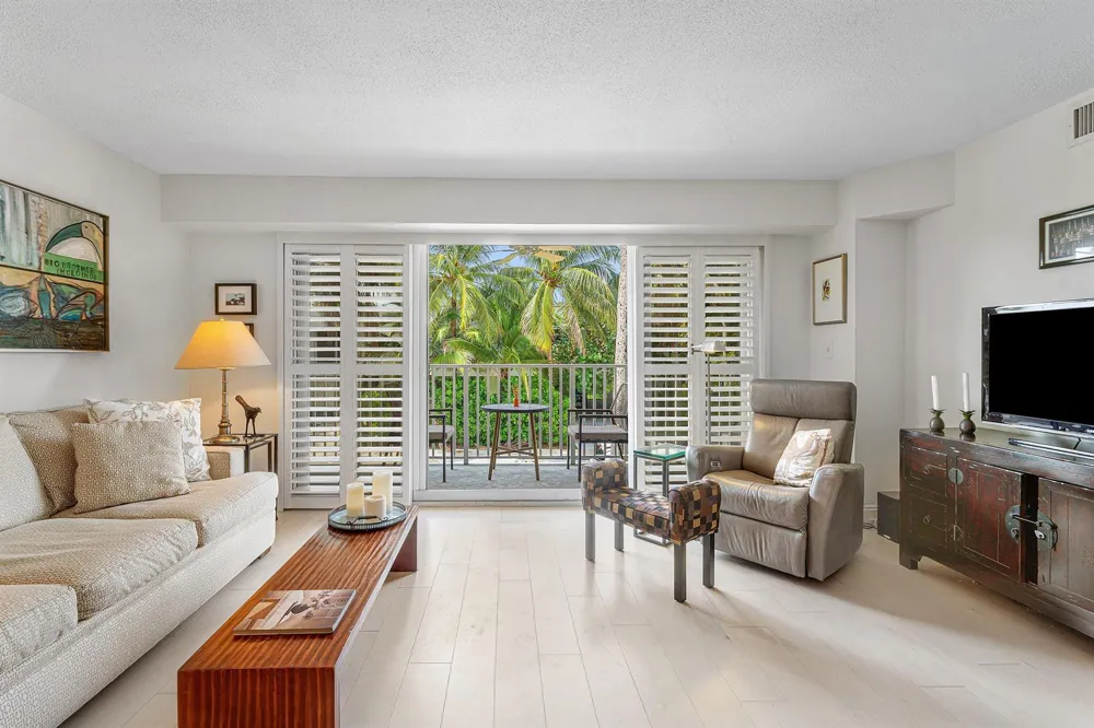 223 Atlantic Avenue #2B Palm Beach, FL 33480