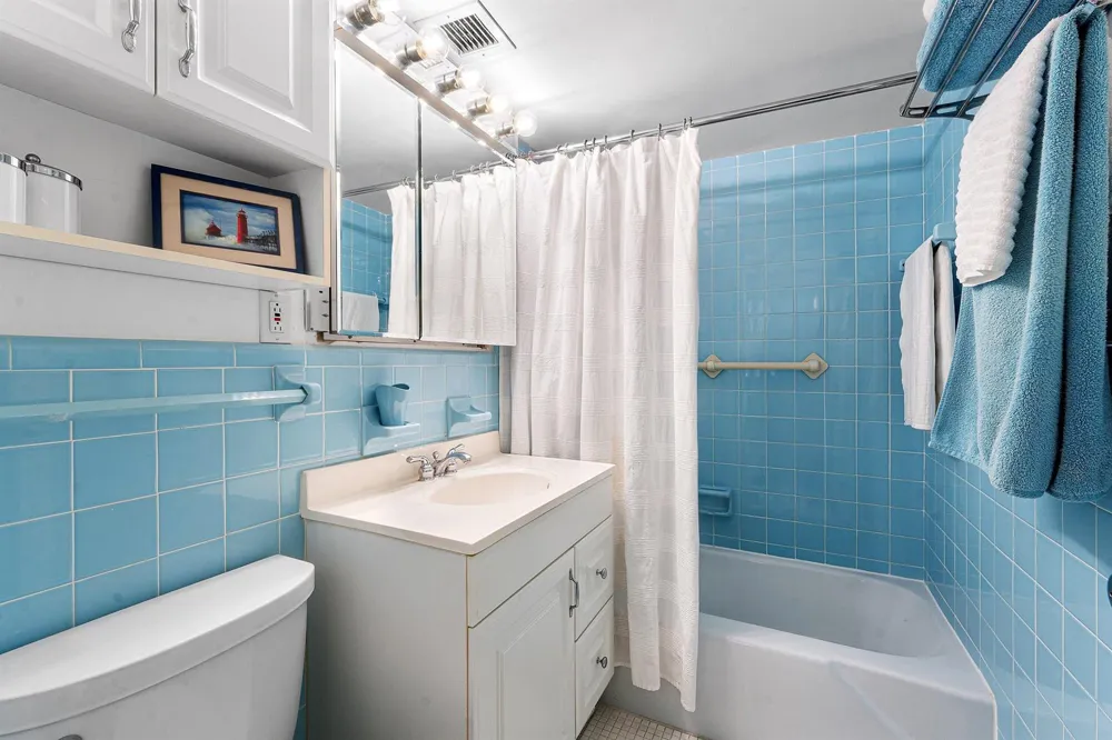 223 Atlantic Avenue #2B Palm Beach, FL 33480
