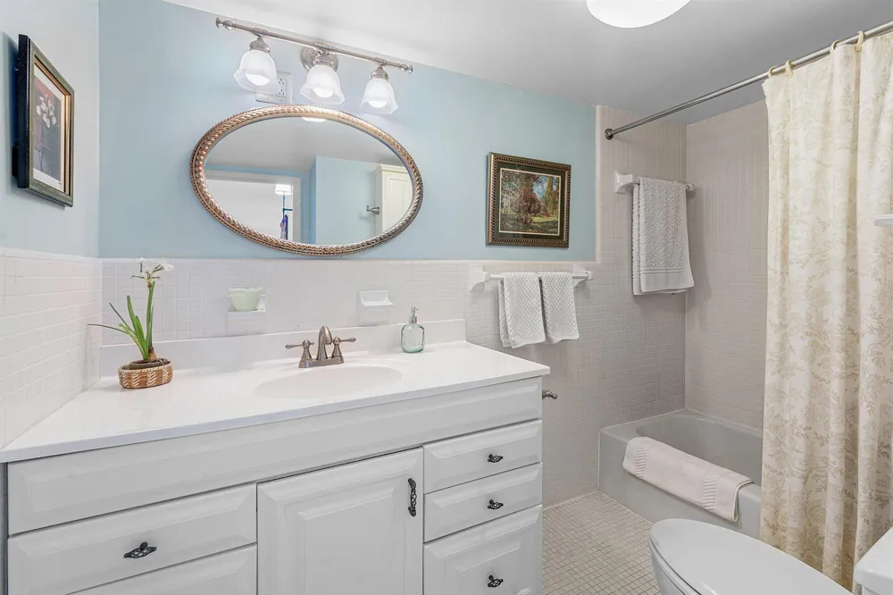 223 Atlantic Avenue #2B Palm Beach, FL 33480